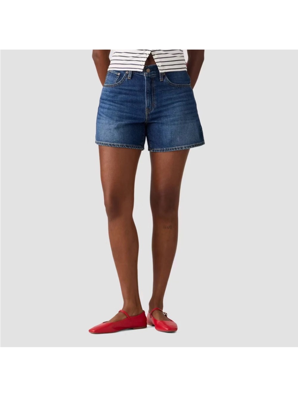 Levi’s  Cinch mid-thigh shorts Kiss goodbye 34